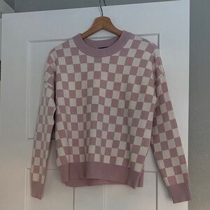 Tahari Pink and Cream Checkered Crew Neck Sweater